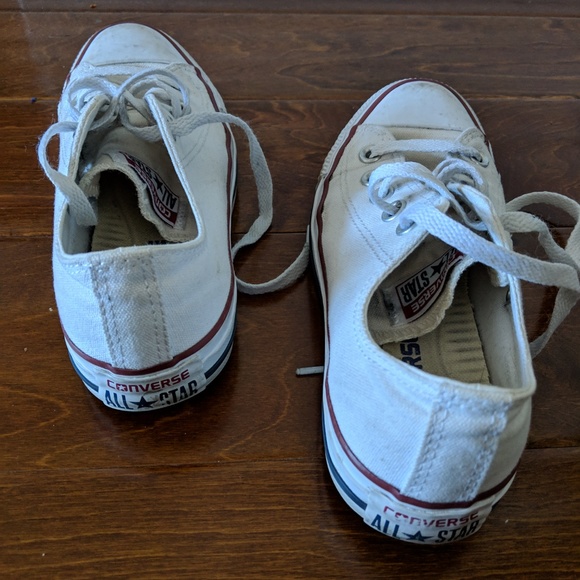 Converse shoes - Picture 3 of 3